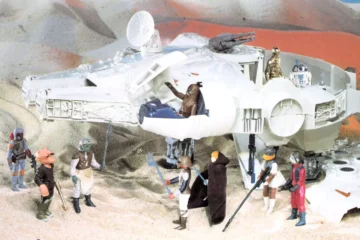 Cropped fondo milleniumfalcontatooine2.webp